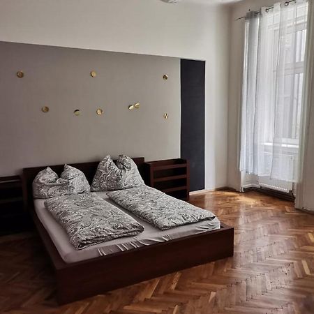 Museum Quartier Apartment Wenen Buitenkant foto