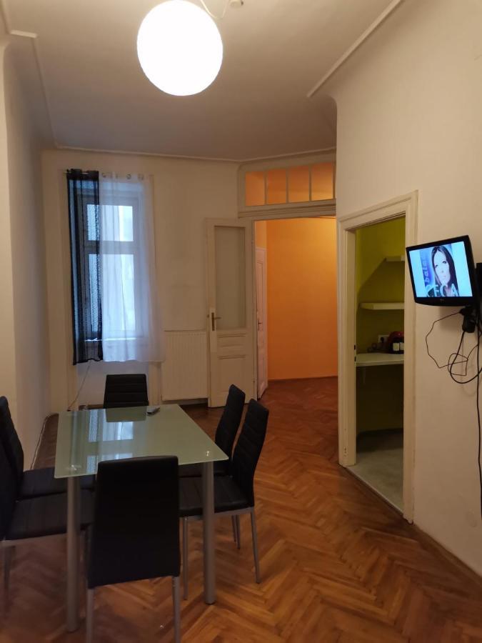 Museum Quartier Apartment Wenen Buitenkant foto