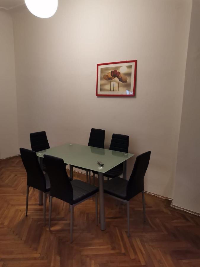 Museum Quartier Apartment Wenen Buitenkant foto